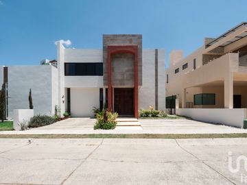 Casa Residencial Flamingos 4 habitaciones
