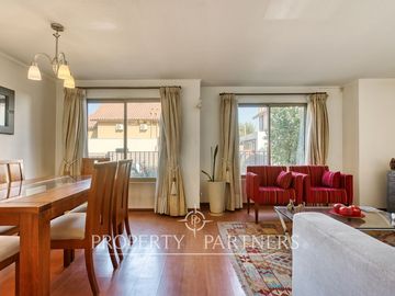 Venta de Casa en Condominio, excelente conectividad en Sector Quebrada de Macul, Peñalolén