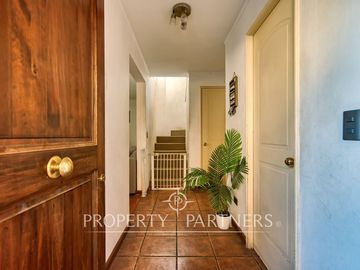 Venta de Casa en Condominio, excelente conectividad en Sector Quebrada de Macul, Peñalolén