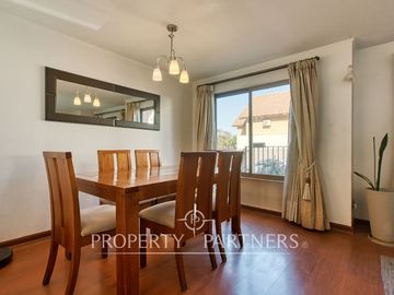 Venta de Casa en Condominio, excelente conectividad en Sector Quebrada de Macul, Peñalolén