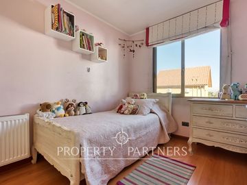 Venta de Casa en Condominio, excelente conectividad en Sector Quebrada de Macul, Peñalolén