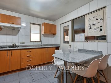 Venta de Casa en Condominio, excelente conectividad en Sector Quebrada de Macul, Peñalolén