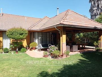 Oportunidad Rebajada hermosa casa en condominio Lo Herrera 180/812 mtrs2