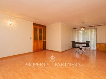 Casa con buen terreno en tranquilo barrio de Las Condes