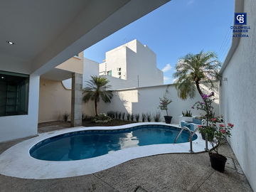 CASA SEMI AMUEBLADA EN VENTA EN RESIDENCIAL EL COUNTRY VILLAHERMOSA TABASCO
