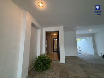 CASA SEMI AMUEBLADA EN VENTA EN RESIDENCIAL EL COUNTRY VILLAHERMOSA TABASCO