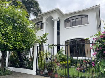 Se vende hermosa casa en Puerto Azul JosS