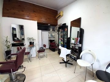 VENTA de CASA COMERCIAL en CALI