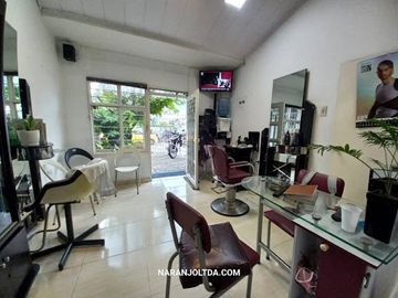 VENTA de CASA COMERCIAL en CALI
