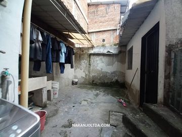 VENTA de CASA COMERCIAL en CALI