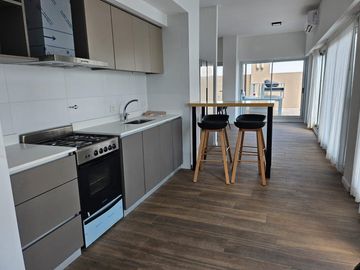 VENTA DEPARTAMENTO 2 AMBIENTES CON BALCON AMOBLADO EN NUÑEZ