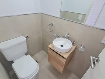 Departamento en venta - 2 Dormitorios 2 Baños - Ituzaingó