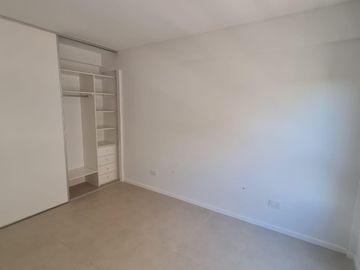 Departamento en venta - 2 Dormitorios 2 Baños - Ituzaingó