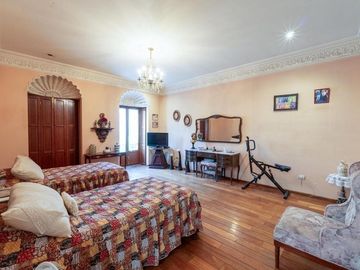VENTA DE RESIDENCIA ESTILO NEOCLASICO MEXICANO EN PUEBLA