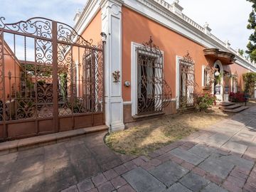 VENTA DE RESIDENCIA ESTILO NEOCLASICO MEXICANO EN PUEBLA