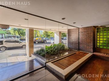 Hermoso depto de 4 amb. con vista al Parque Centenario