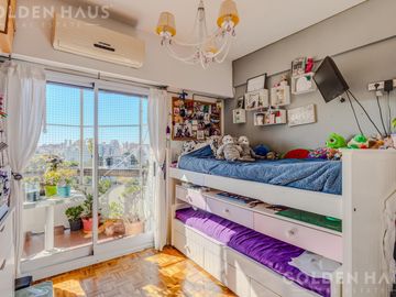 Hermoso depto de 4 amb. con vista al Parque Centenario