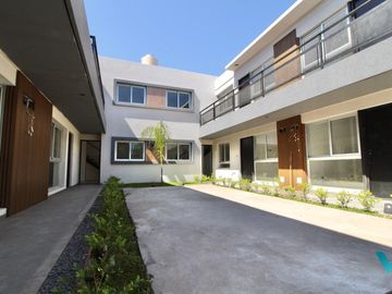 Duplex en venta 4 ambientes en Castelar- A Estrenar