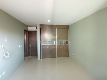 VENTA DE CASA EN JARDINES CHAPALITA