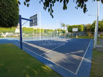 VENTA DE CASA EN JARDINES CHAPALITA