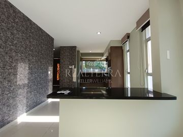 VENTA DE CASA EN JARDINES CHAPALITA