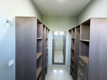 VENTA DE CASA EN JARDINES CHAPALITA