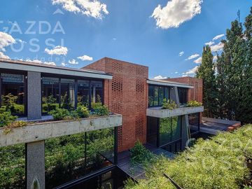 Casa en venta en Adrogue