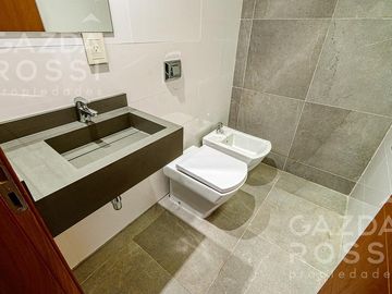 Casa en venta en Adrogue