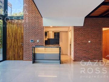 Casa en venta en Adrogue