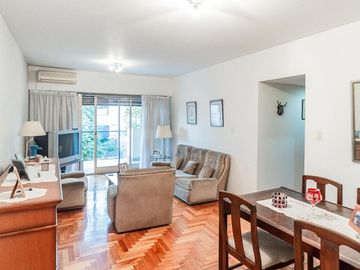 Departamento en Venta. Cuatro Ambientes con Dependencia. Caballito