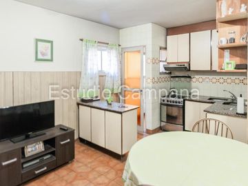 Departamento en Venta. Cuatro Ambientes con Dependencia. Caballito