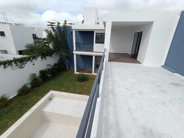 Venta de casa de 4 Habitaciones en Altabrisa Equipada