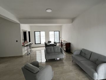 CASA EN VENTA EN LA COLONIA JARDINES DE BUENA VISTA