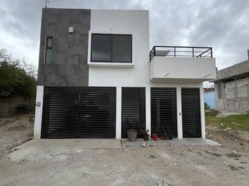 CASA EN VENTA EN LA COLONIA JARDINES DE BUENA VISTA