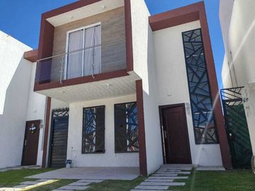 casa en venta 3 recamaras con alberca
