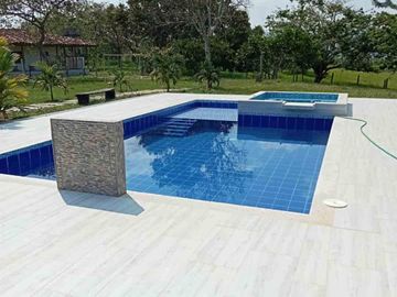 FINCA EN VENTA EN MONTENEGRO/ARMENIA