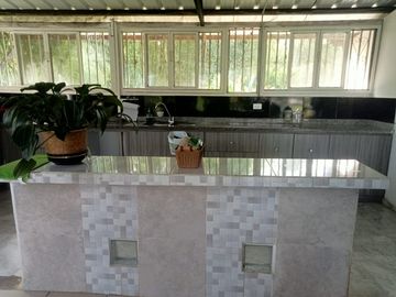 FINCA EN VENTA EN MONTENEGRO/ARMENIA