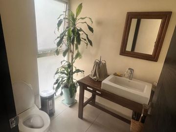 Casa en venta en vista real country club. 2