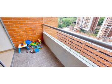 Moderno apto con solo 2 años en la Loma del Chingui Envigado