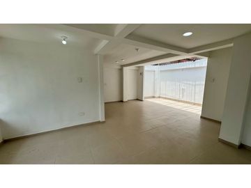 Casa esquinera de un piso en venta - Barrio La Italia Palmira Valle
