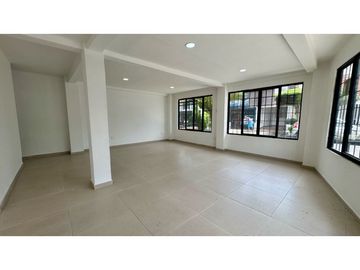 Casa esquinera de un piso en venta - Barrio La Italia Palmira Valle
