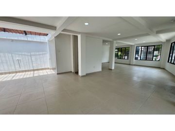 Casa esquinera de un piso en venta - Barrio La Italia Palmira Valle