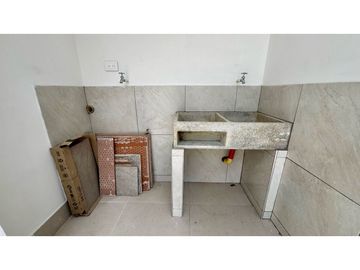 Casa esquinera de un piso en venta - Barrio La Italia Palmira Valle