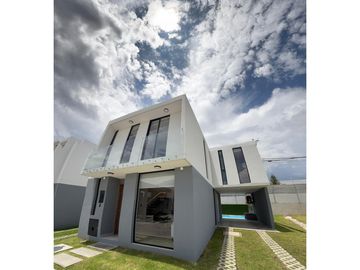 Tumbaco, Casa en Venta, 161.65m2, 4 Habitaciones