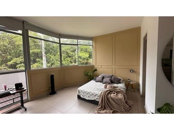 Apartamento para la venta en la Loma de los Bernal