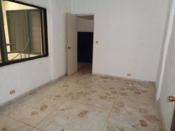 CASA EN VENTA Y RENTA EN CUERNAVACA. UN NIVEL Y VIGILANCIA.