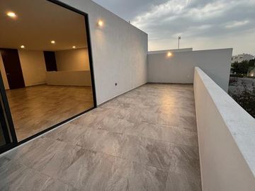 CASA EN VENTA PARQUE FORESTA LOMAS DE ANGELOPOLIS