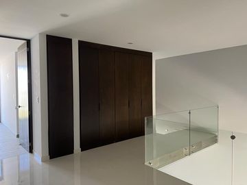 CASA EN VENTA PARQUE FORESTA LOMAS DE ANGELOPOLIS
