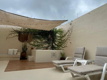 CASA 2 RECAMARAS REMODELADA/ REVENTA/ JACUZZI/ AREA GRIL .