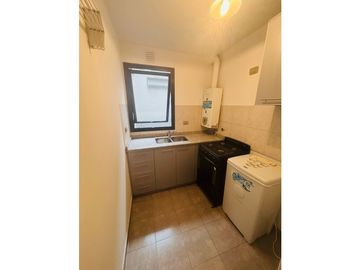 VENTA -  EXCELENTE OPORTUNIDAD - AMPLIO DPTO 2 DORM - Bº ALBERDI